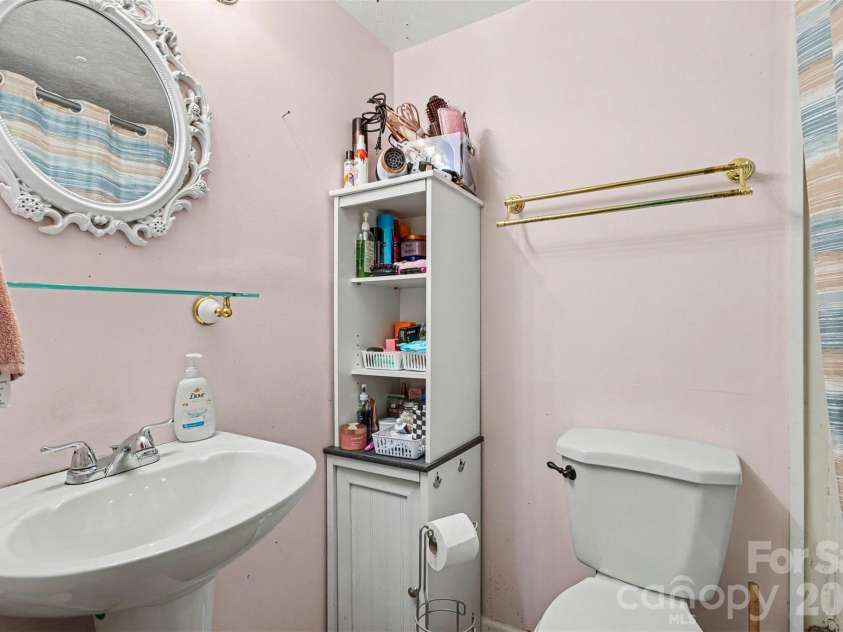 249 CHERRY Street, Rock Hill, SC 29730.  MLS# CAR4414440, YatesRealty ID 47080. 