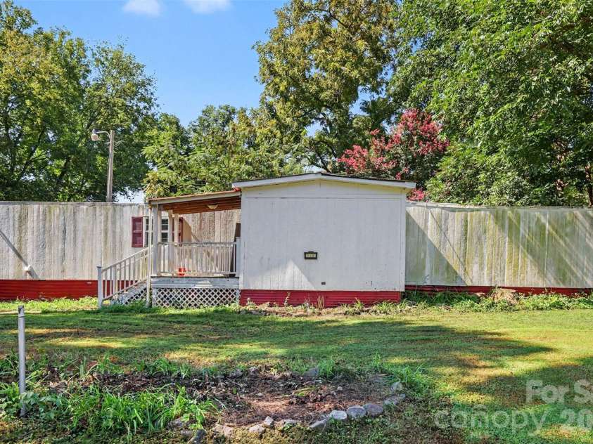249 CHERRY Street, Rock Hill, SC 29730.  MLS# CAR4414440, YatesRealty ID 47080. 
