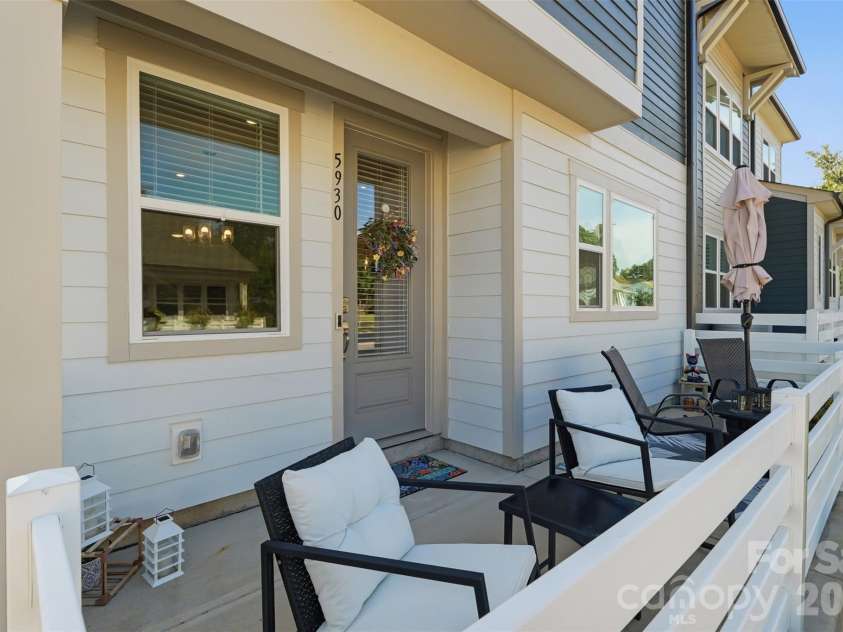 5930 Mantle Way, Kannapolis, NC 28081.  MLS# CAR4413931, YatesRealty ID 47081. 