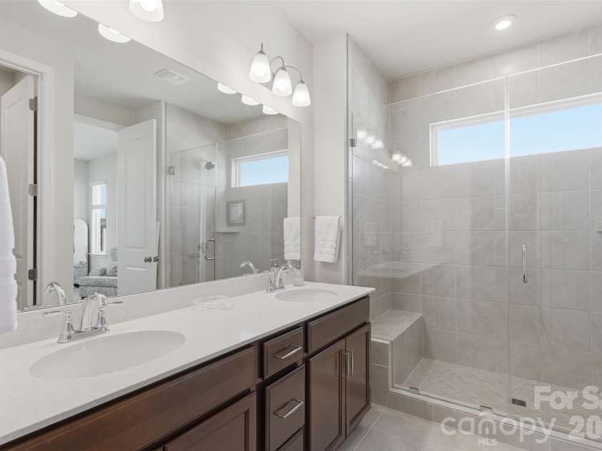 5930 Mantle Way, Kannapolis, NC 28081.  MLS# CAR4413931, YatesRealty ID 47081. Primary Bath