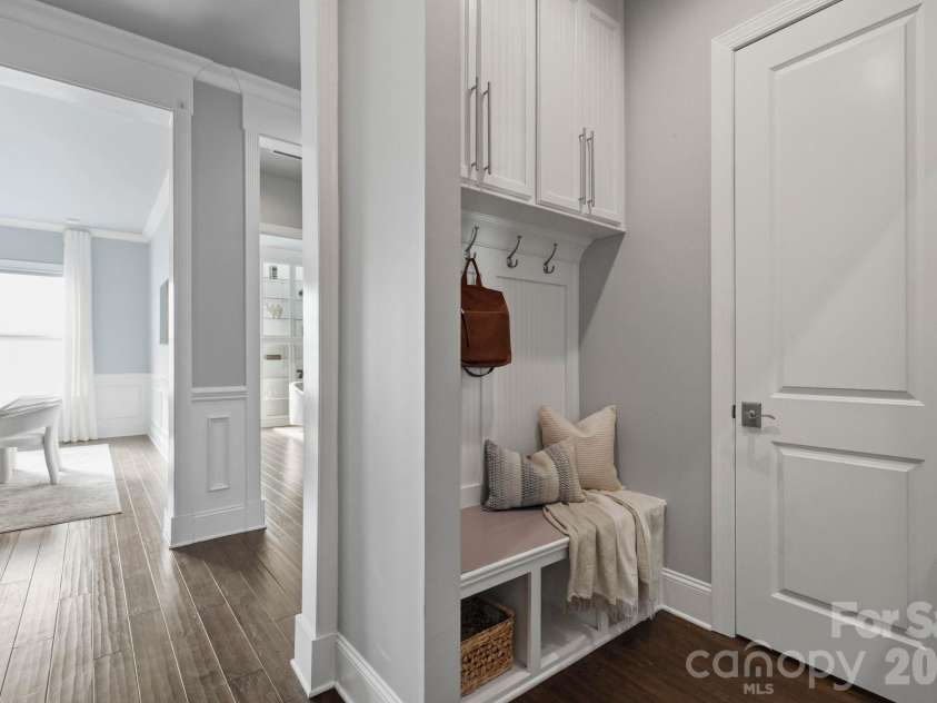 120 Eagles Landing Drive, Mooresville, NC 28117.  MLS# CAR4416069, YatesRealty ID 47082. Drop zone