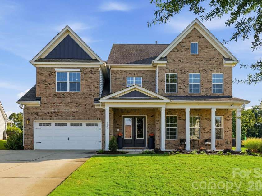 120 Eagles Landing Drive, Mooresville, NC 28117.  MLS# CAR4416069, YatesRealty ID 47082. Welcome home