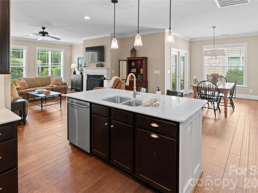 12701 Meetinghouse Drive, Cornelius, NC 28031.  MLS# CAR4415803, YatesRealty ID 47083. 