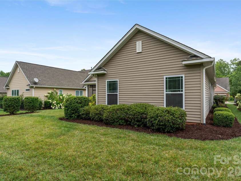 12701 Meetinghouse Drive, Cornelius, NC 28031.  MLS# CAR4415803, YatesRealty ID 47083. 