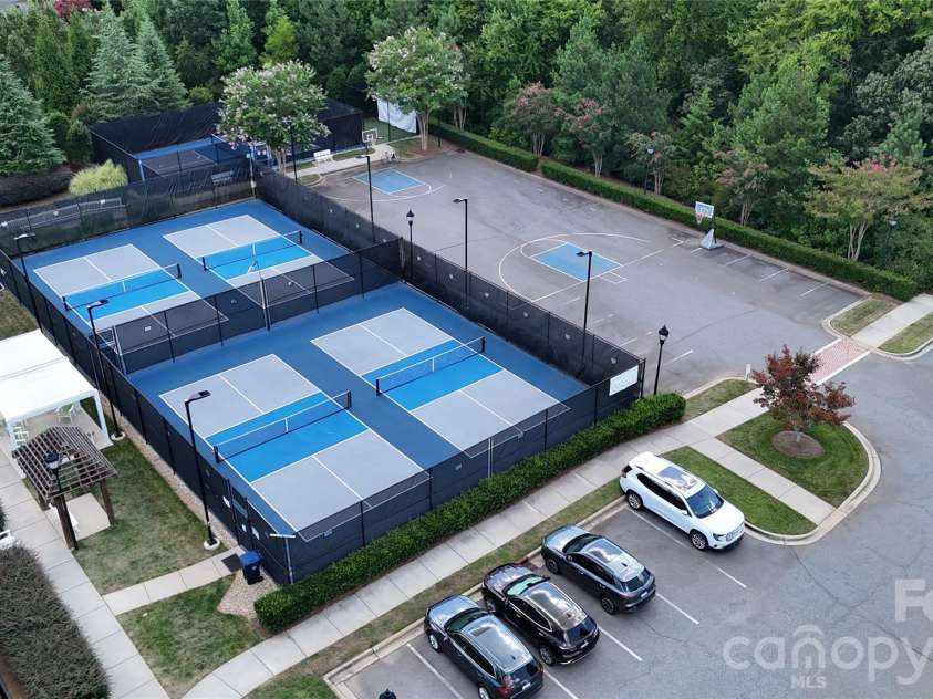 12701 Meetinghouse Drive, Cornelius, NC 28031.  MLS# CAR4415803, YatesRealty ID 47083. Five pickleball courts.