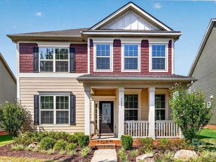 1052 Delridge Street, Waxhaw, NC 28173.  MLS# CAR4415172, YatesRealty ID 47084. 