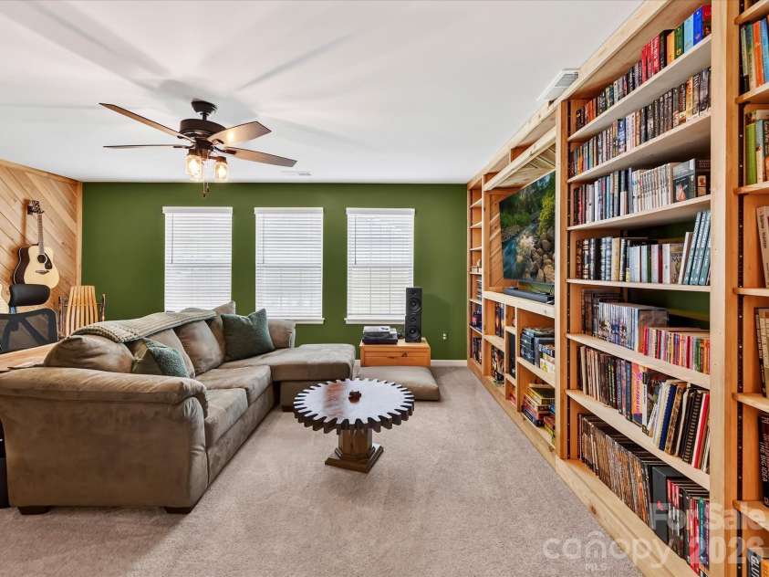 209 Kennerly Center Drive, Mooresville, NC 28115.  MLS# CAR4415133, YatesRealty ID 47085. 