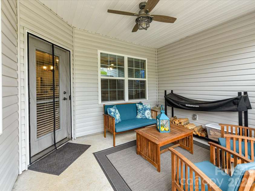 209 Kennerly Center Drive, Mooresville, NC 28115.  MLS# CAR4415133, YatesRealty ID 47085. 