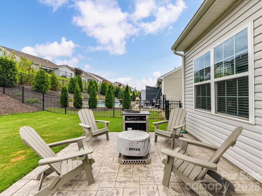 209 Kennerly Center Drive, Mooresville, NC 28115.  MLS# CAR4415133, YatesRealty ID 47085. 