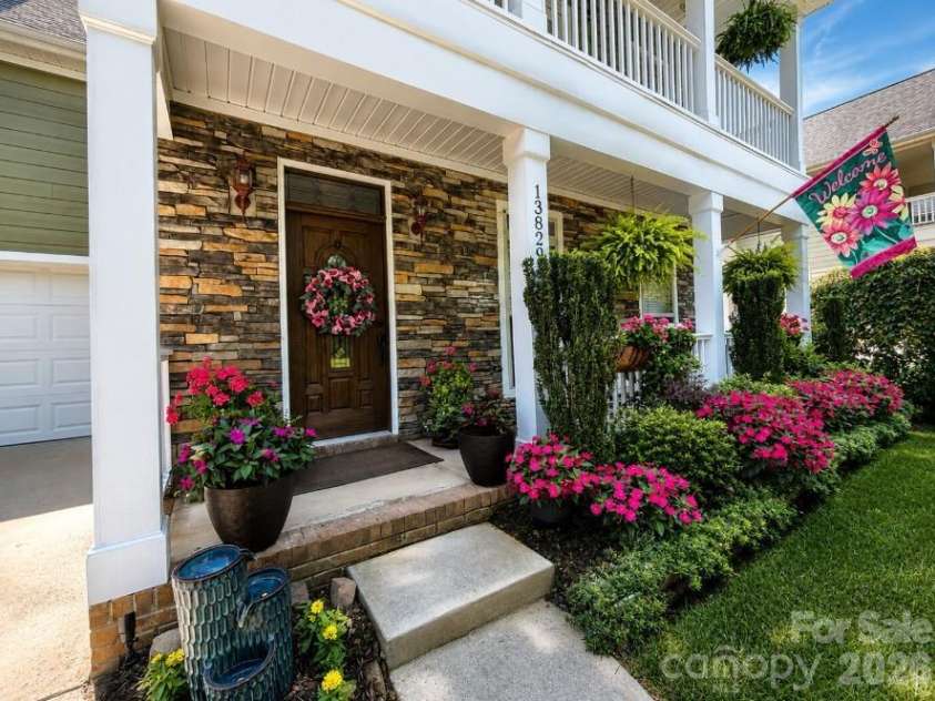 13829 Cedar Pond Circle, Huntersville, NC 28078.  MLS# CAR4415266, YatesRealty ID 47086. 