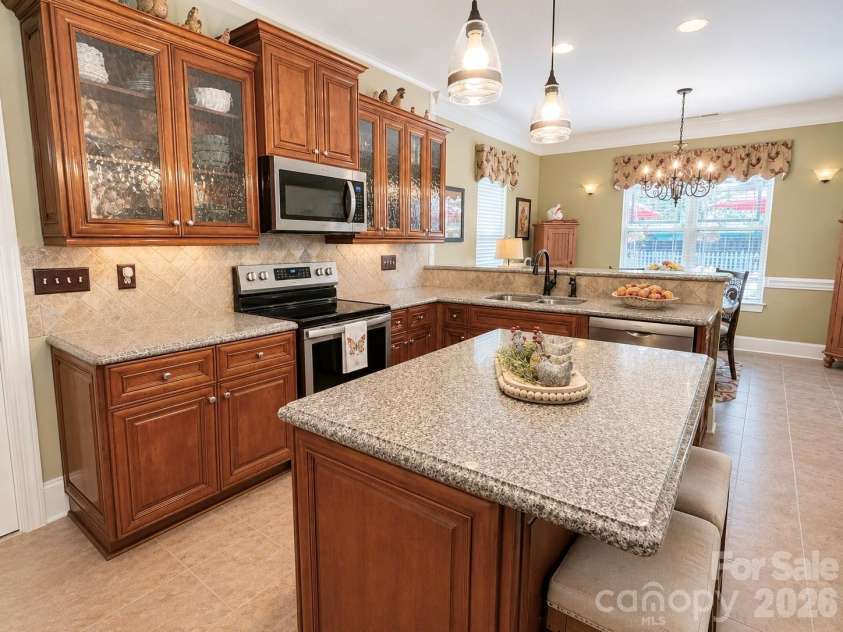 13829 Cedar Pond Circle, Huntersville, NC 28078.  MLS# CAR4415266, YatesRealty ID 47086. 