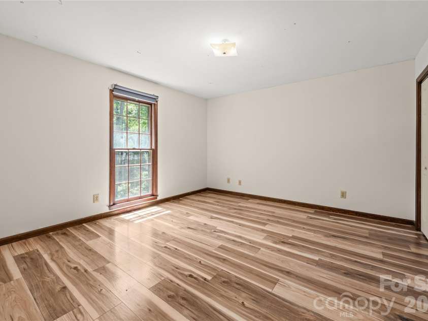 8800 Glencroft Road, Charlotte, NC 28227.  MLS# CAR4416112, YatesRealty ID 47087. Third bedroom