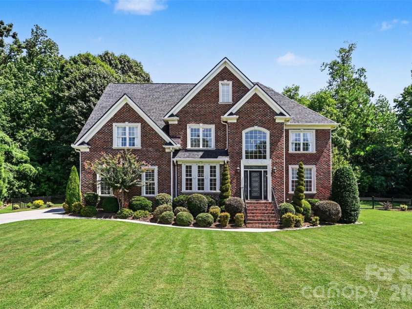 2858 Scarborough Court, Gastonia, NC 28054.  MLS# CAR4384743, YatesRealty ID 47089. 