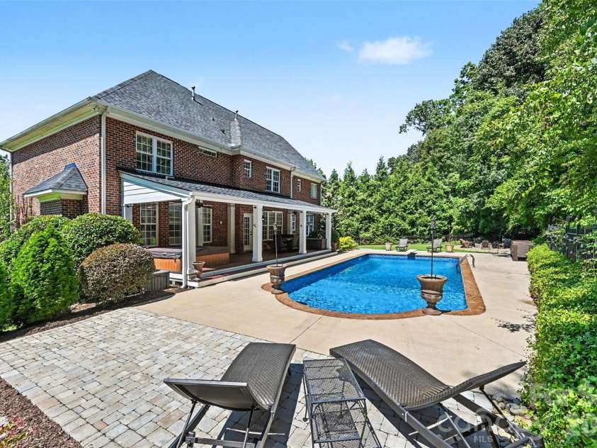 2858 Scarborough Court, Gastonia, NC 28054.  MLS# CAR4384743, YatesRealty ID 47089. 