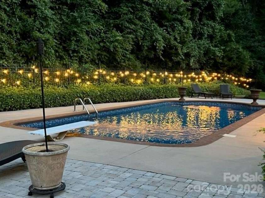 2858 Scarborough Court, Gastonia, NC 28054.  MLS# CAR4384743, YatesRealty ID 47089. 