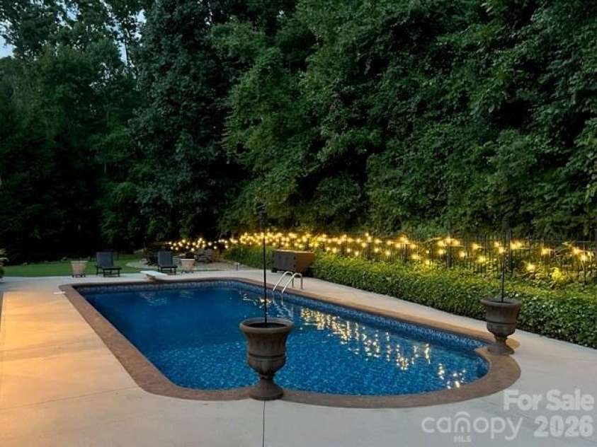2858 Scarborough Court, Gastonia, NC 28054.  MLS# CAR4384743, YatesRealty ID 47089. 
