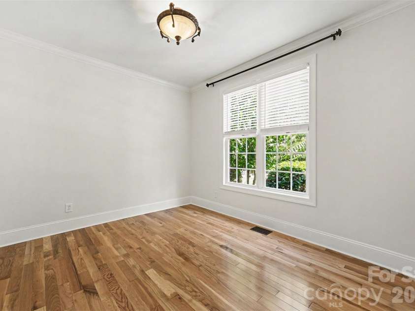 2858 Scarborough Court, Gastonia, NC 28054.  MLS# CAR4384743, YatesRealty ID 47089. Flex Room