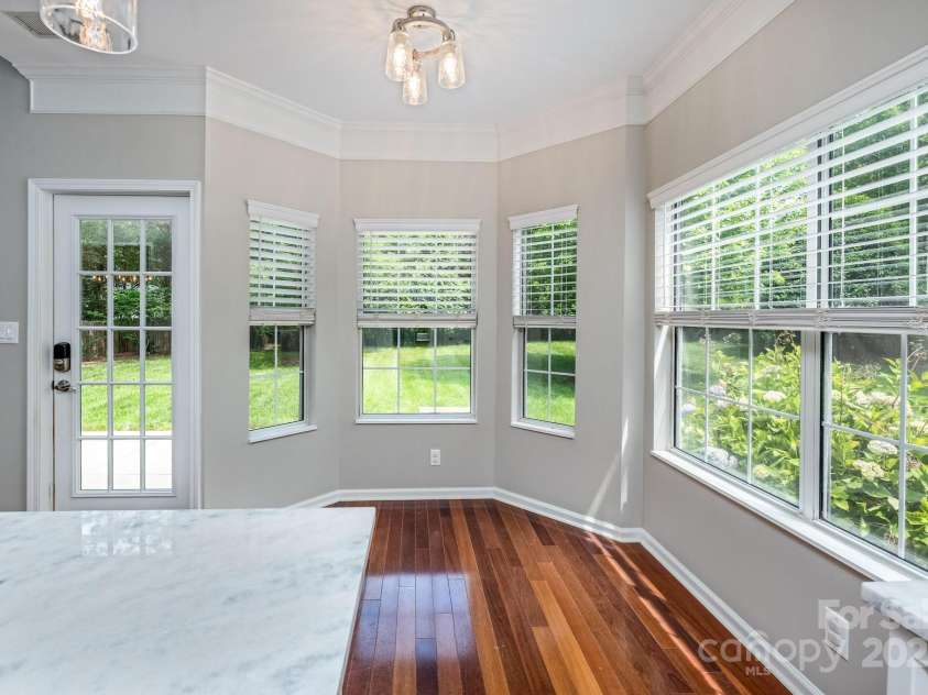 107 Monterey Drive, Mooresville, NC 28117.  MLS# CAR4199343, YatesRealty ID 4709. KT into Breakfast