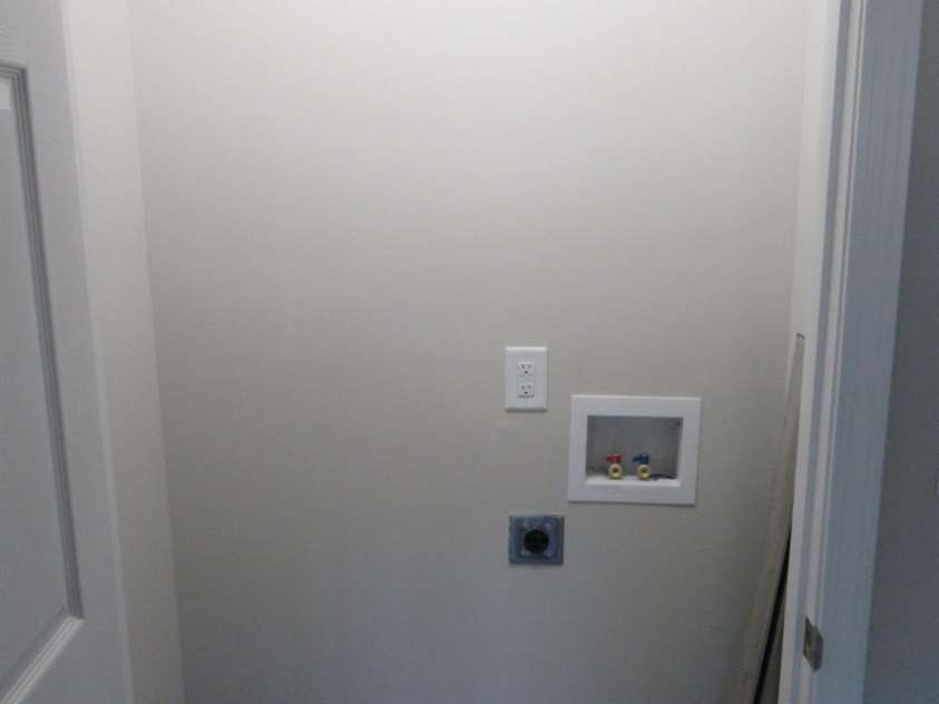 1733-1773 River Road 2 Road, Lincolnton, NC 28092.  MLS# CAR4340723, YatesRealty ID 4709. Laundry Closet