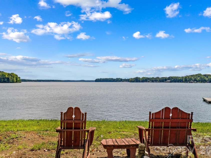 810 Fox Hollow Lane, Salisbury, NC 28146.  MLS# CAR4396610, YatesRealty ID 47090. 