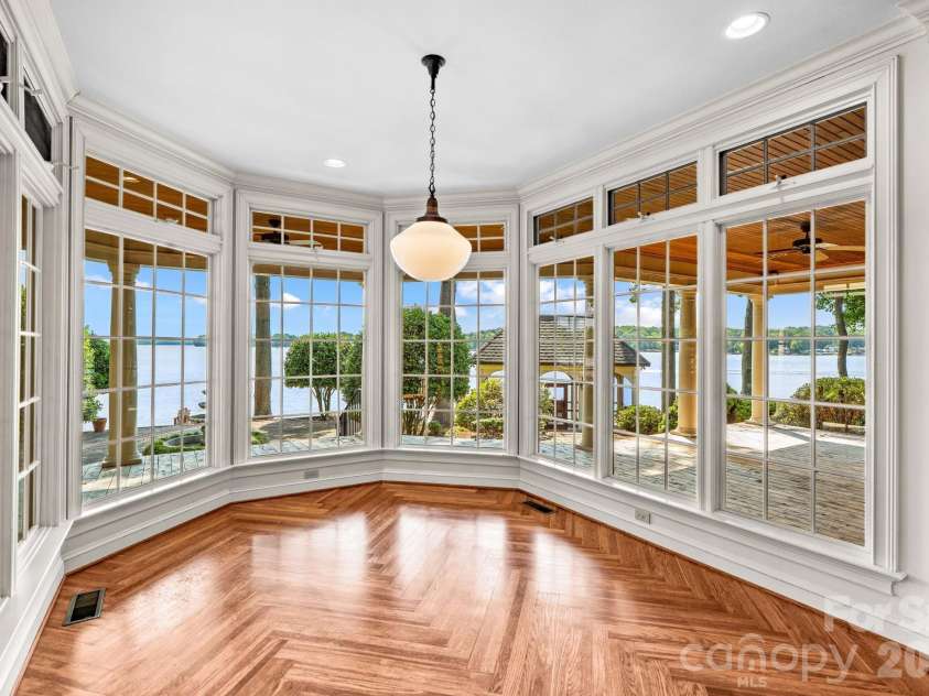 810 Fox Hollow Lane, Salisbury, NC 28146.  MLS# CAR4396610, YatesRealty ID 47090. 