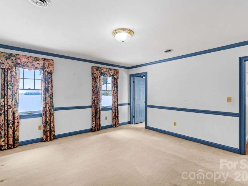 810 Fox Hollow Lane, Salisbury, NC 28146.  MLS# CAR4396610, YatesRealty ID 47090. 
