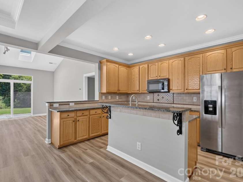 12036 Red Rust Lane, Charlotte, NC 28277.  MLS# CAR4400007, YatesRealty ID 47095. 