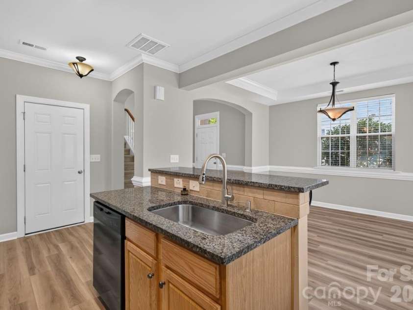 12036 Red Rust Lane, Charlotte, NC 28277.  MLS# CAR4400007, YatesRealty ID 47095. 