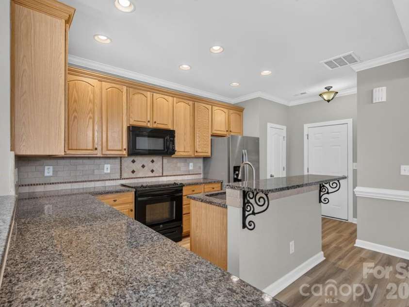 12036 Red Rust Lane, Charlotte, NC 28277.  MLS# CAR4400007, YatesRealty ID 47095. 