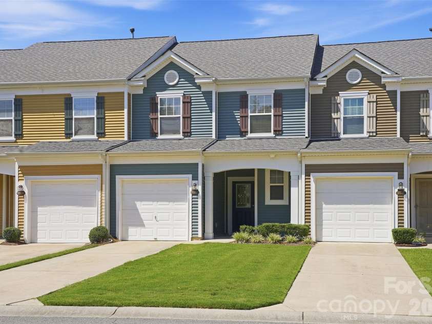 217 River Clay Road, Fort Mill, SC 29708.  MLS# CAR4415592, YatesRealty ID 47096. Front of townhome
