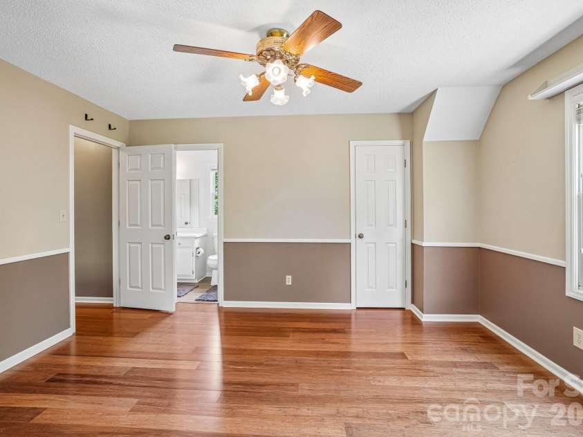 158 Mallard Drive, Columbus, NC 28722.  MLS# CAR4413493, YatesRealty ID 47097. 
