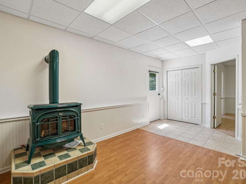 158 Mallard Drive, Columbus, NC 28722.  MLS# CAR4413493, YatesRealty ID 47097. 