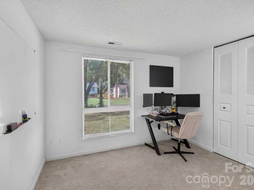 1623 Van Dyke Drive, Charlotte, NC 28213.  MLS# CAR4416786, YatesRealty ID 47099. Bedroom #3