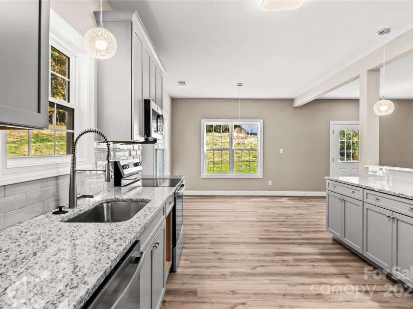 2858 Eland Drive, Winston Salem, NC 27127.  MLS# CAR4316163, YatesRealty ID 471. 