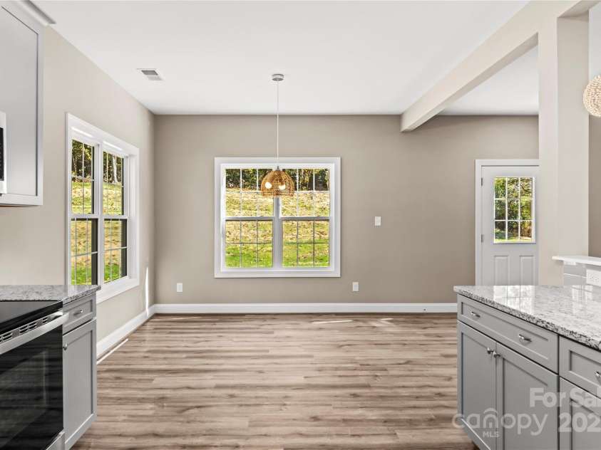 2858 Eland Drive, Winston Salem, NC 27127.  MLS# CAR4316163, YatesRealty ID 471. 