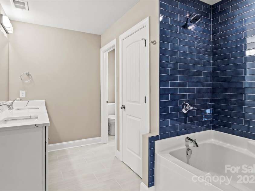 2858 Eland Drive, Winston Salem, NC 27127.  MLS# CAR4316163, YatesRealty ID 471. 