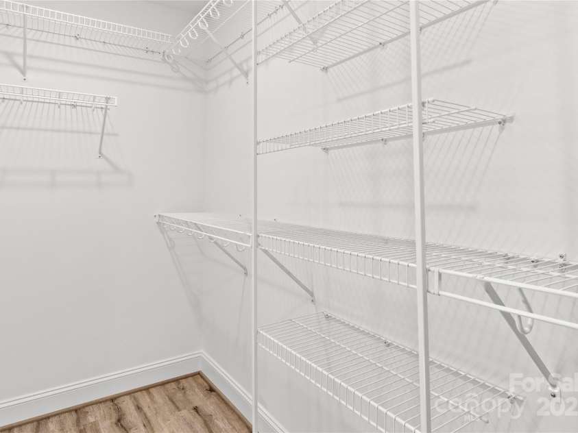 2858 Eland Drive, Winston Salem, NC 27127.  MLS# CAR4316163, YatesRealty ID 471. 