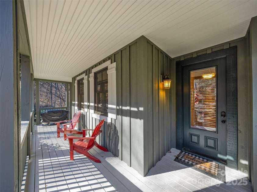 298 Hedgewood Drive, Tuckasegee, NC 28783.  MLS# CAR4327591, YatesRealty ID 471. 