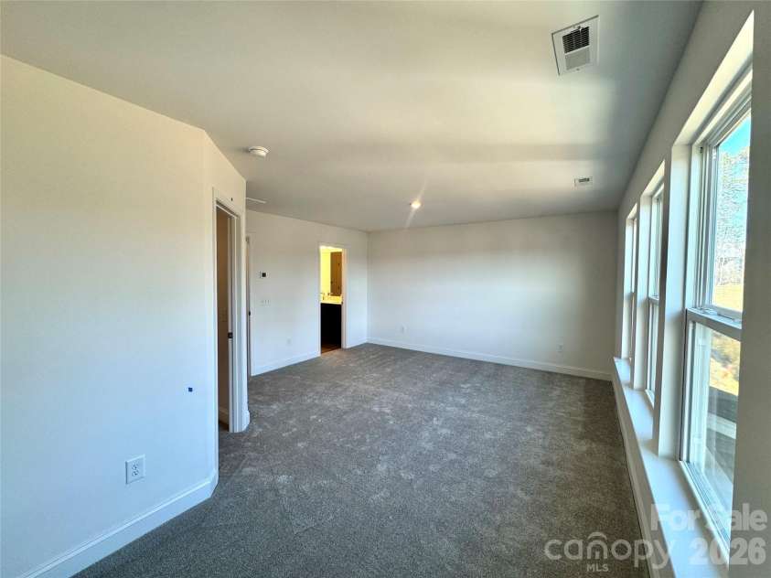 7709 Ethora Way, Charlotte, NC 28216.  MLS# CAR4326124, YatesRealty ID 4710. Owner's Suite