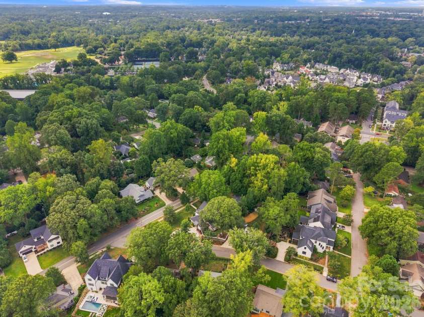 3135 Ford Road, Charlotte, NC 28205.  MLS# CAR4417962, YatesRealty ID 47100. 