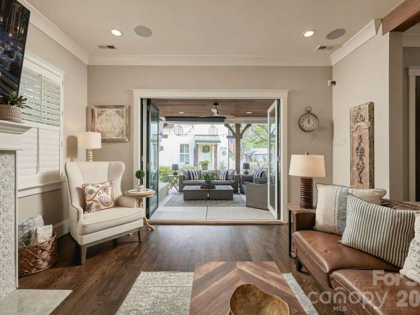 3135 Ford Road, Charlotte, NC 28205.  MLS# CAR4417962, YatesRealty ID 47100. Living area
