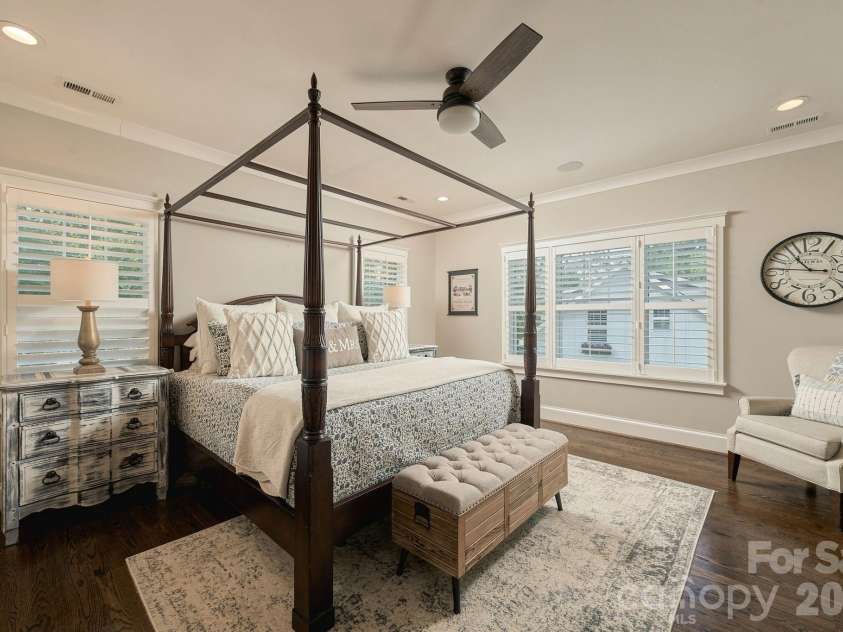 3135 Ford Road, Charlotte, NC 28205.  MLS# CAR4417962, YatesRealty ID 47100. Primary bedroom