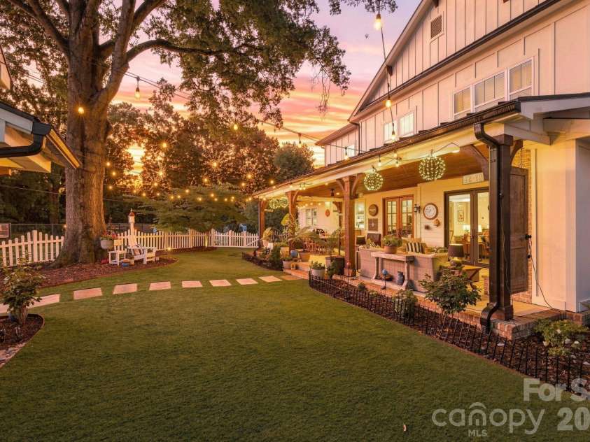 3135 Ford Road, Charlotte, NC 28205.  MLS# CAR4417962, YatesRealty ID 47100. Twilight backyard