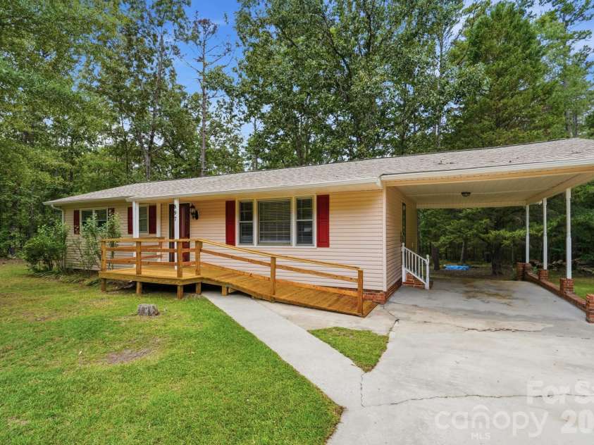 897 Community Lane, Lancaster, SC 29720.  MLS# CAR4417450, YatesRealty ID 47102. 