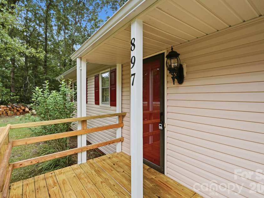 897 Community Lane, Lancaster, SC 29720.  MLS# CAR4417450, YatesRealty ID 47102. 