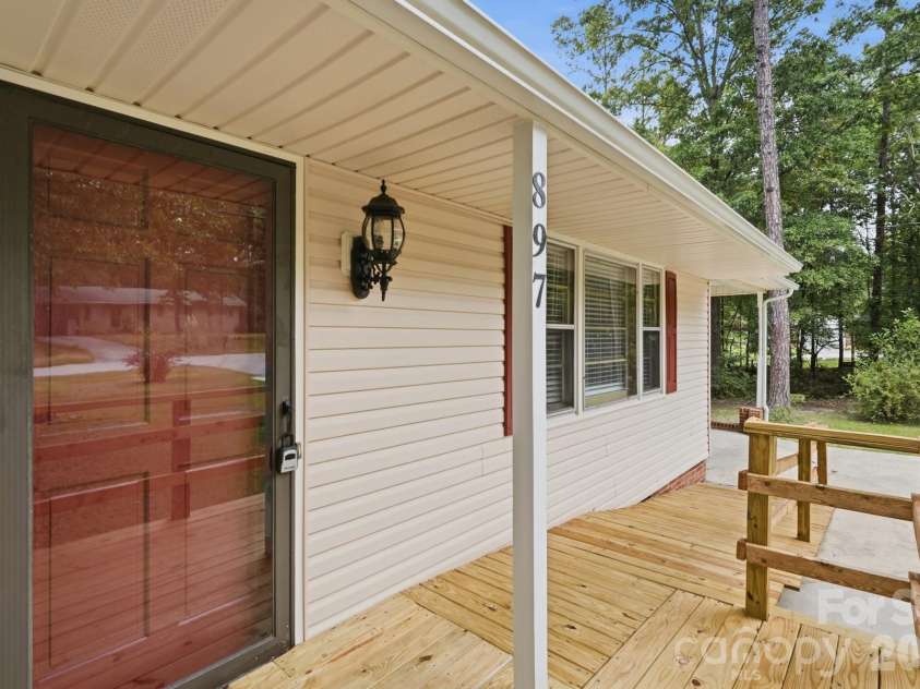 897 Community Lane, Lancaster, SC 29720.  MLS# CAR4417450, YatesRealty ID 47102. 