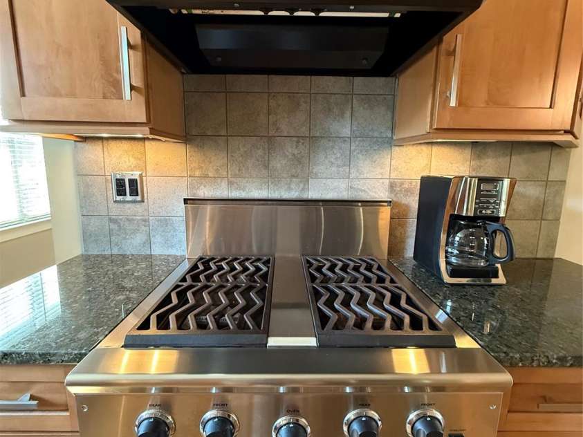 2218 Norcross Place, Charlotte, NC 28205.  MLS# CAR4417982, YatesRealty ID 47103. 