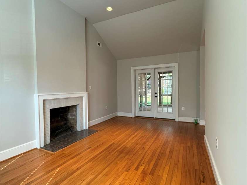 2218 Norcross Place, Charlotte, NC 28205.  MLS# CAR4417982, YatesRealty ID 47103. 