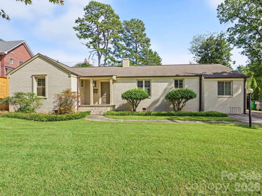 2218 Norcross Place, Charlotte, NC 28205.  MLS# CAR4417982, YatesRealty ID 47103. 