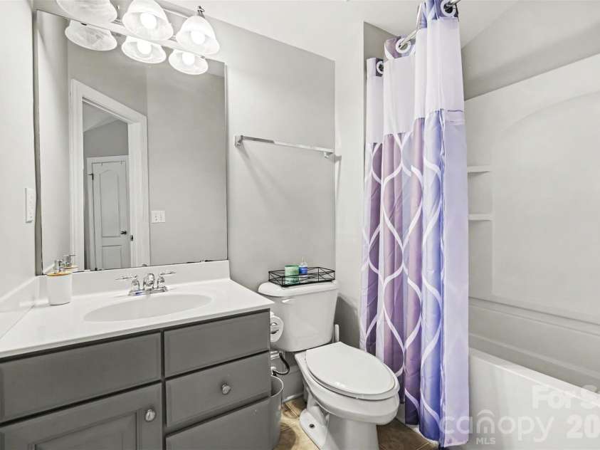 11242 Wheat Ridge Road, Charlotte, NC 28277.  MLS# CAR4416116, YatesRealty ID 47105. Bedroom 2's Adjoining Bathroom